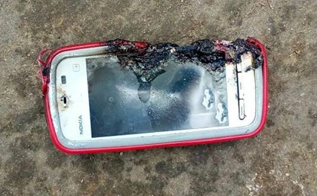 Afariki Baada ya Kulipukiwa na Simu ya Nokia Nchini India