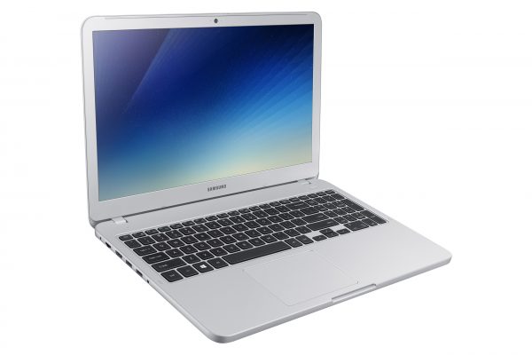 Samsung Yazindua Laptop Mpya za Notebook 5 na Notebook 3