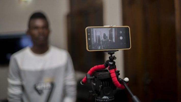 Jinsi ya Kurekodi Video Bora kwa Kutumia Smartphone