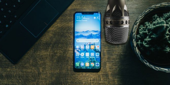 Jinsi ya Kutumia Smartphone Yako Kama Microphone