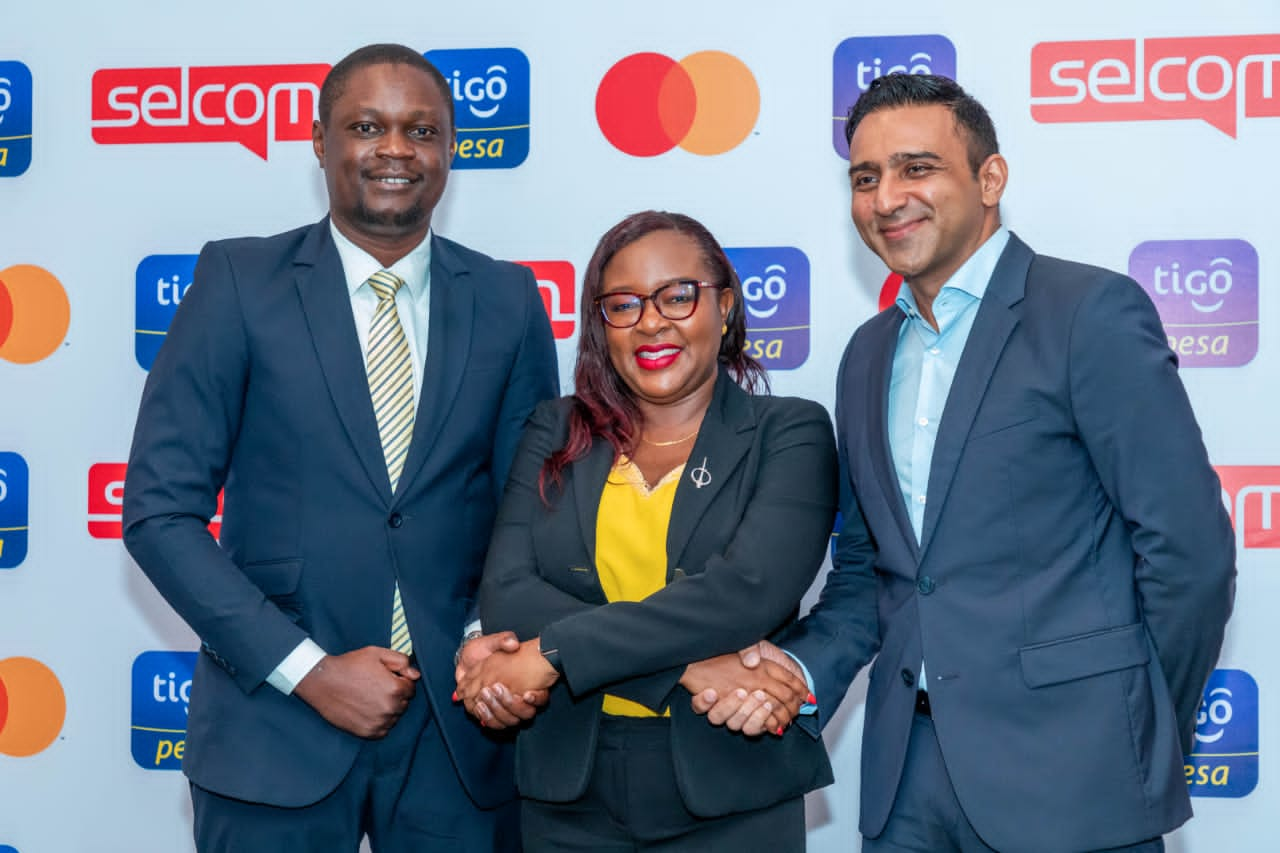 Tigo Pesa Mastercard Kwa Manunuzi Mtandaoni