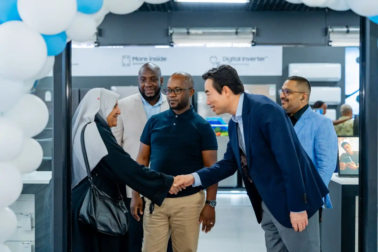 Samsung Yazindua Rasmi Maduka Mapya Tanzania (Kunduchi na Ubungo)